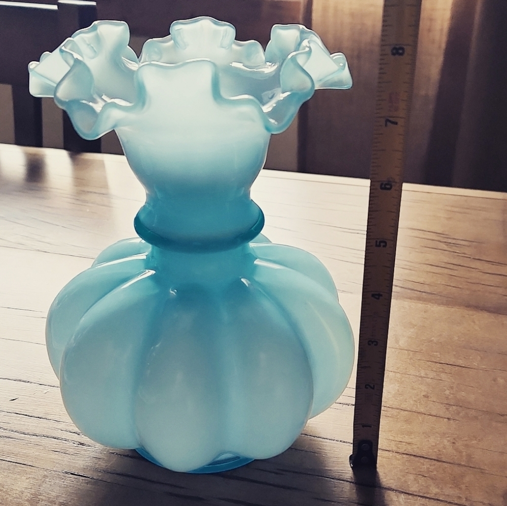 Vintage ruffle vase